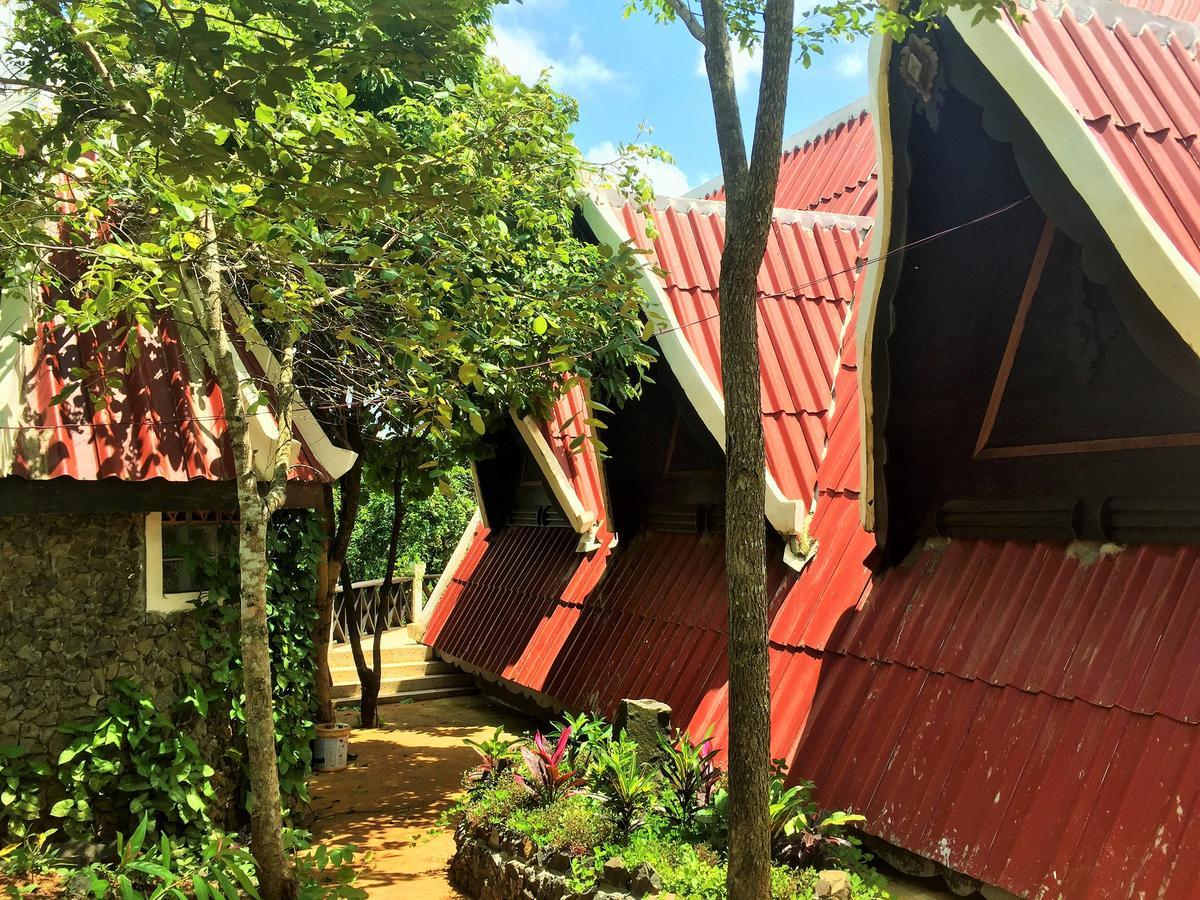 Greenhouse Retreat 센 모노롬 외부 사진